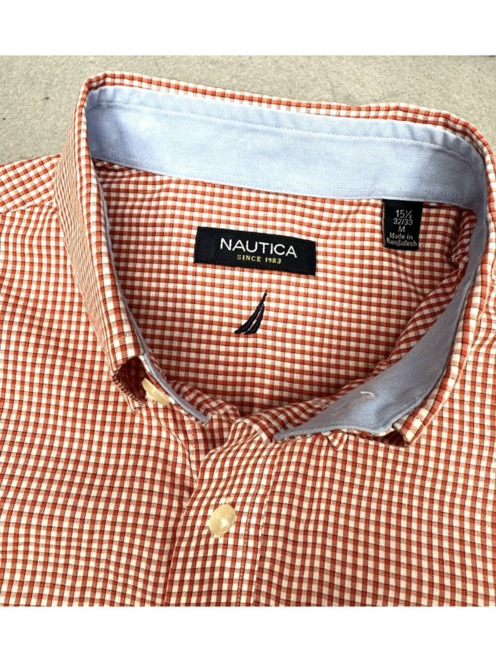 Nautica Button Up Shirt M 15 1/2 32/33 Classic Fit Gingham Plaid Red White EUC